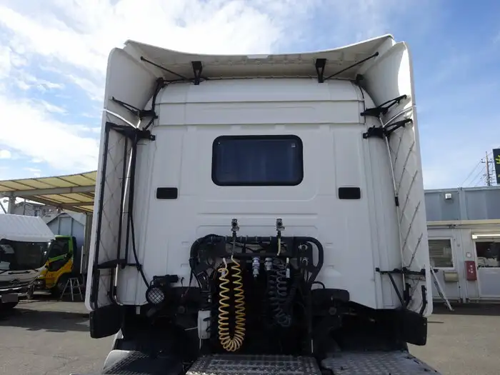 スカニア トラック 大型 トラクター ハイルーフ 1デフの中古トラック画像6