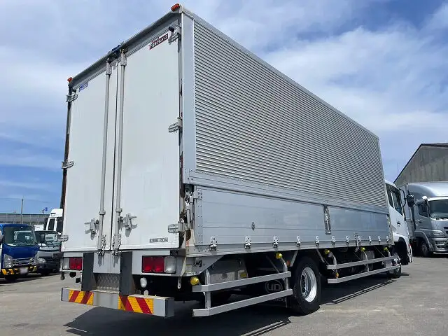 日産UD コンドル 中型/増トン ウイング エアサス ベッドの中古トラック画像4