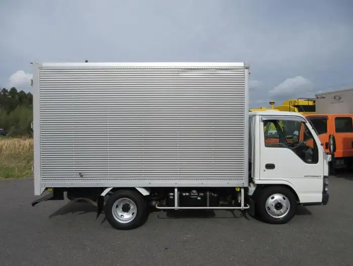 いすゞ エルフ 小型 アルミバン PB-NKR81N H17の中古トラック画像2