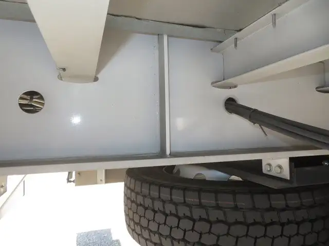 国内・その他 国産車その他 トレーラー/その他 トレーラー 2軸 エアサスの中古トラック画像16