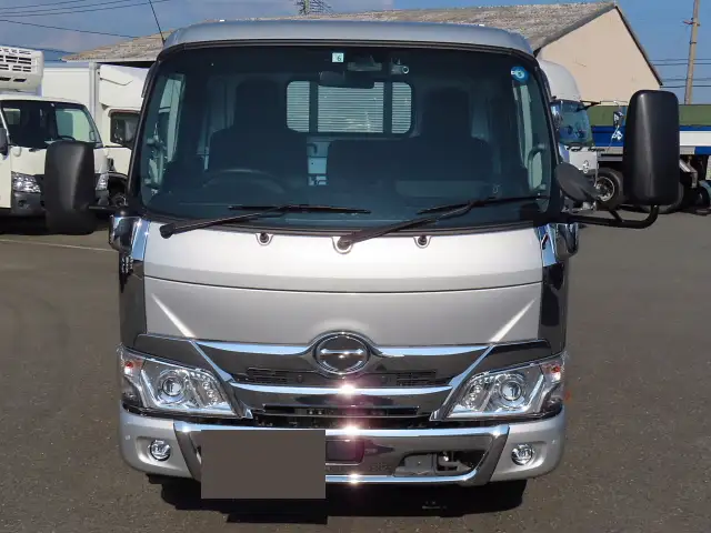 日野 デュトロ 小型 平ボディ 床鉄板 2RG-XZU655Mの中古トラック画像2