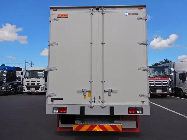 日野 レンジャー 中型/増トン ウイング エアサス ベッドの中古トラック画像3
