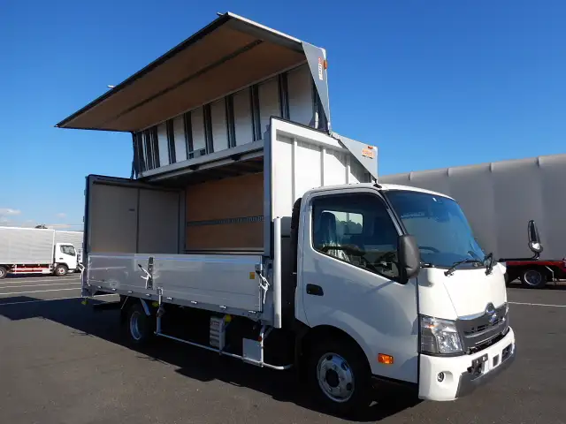 日野 デュトロ 小型 ウイング 2RG-XZU722M R5の中古トラック画像3