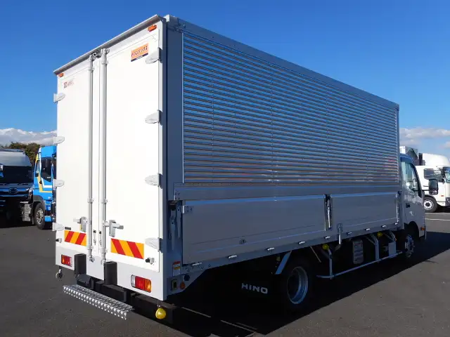 日野 デュトロ 小型 ウイング 2RG-XZU722M R5の中古トラック画像5