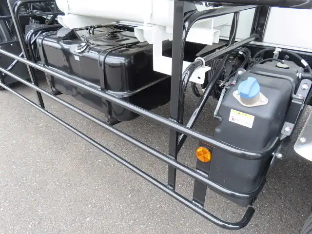 三菱 ファイター 中型/増トン タンク車 バルク 2DG-FQ62Fの中古トラック画像13