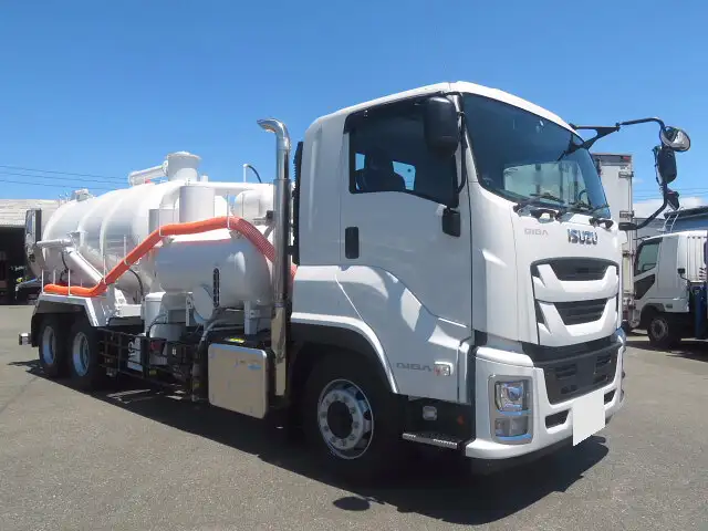いすゞ ギガ 大型 タンク車 汚泥吸引車 2PG-CYZ77CM の中古
