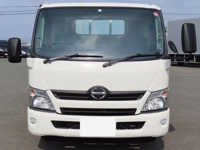日野 デュトロ 小型 平ボディ 床鉄板 TKG-XZU710Mの中古トラック画像2