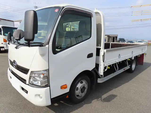 日野 デュトロ 小型 平ボディ 床鉄板 TKG-XZU710M の中古トラック【車両No.160809】