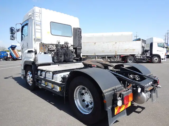 いすゞ ギガ 大型 トラクター 1デフ QKG-EXD52BDの中古トラック画像6