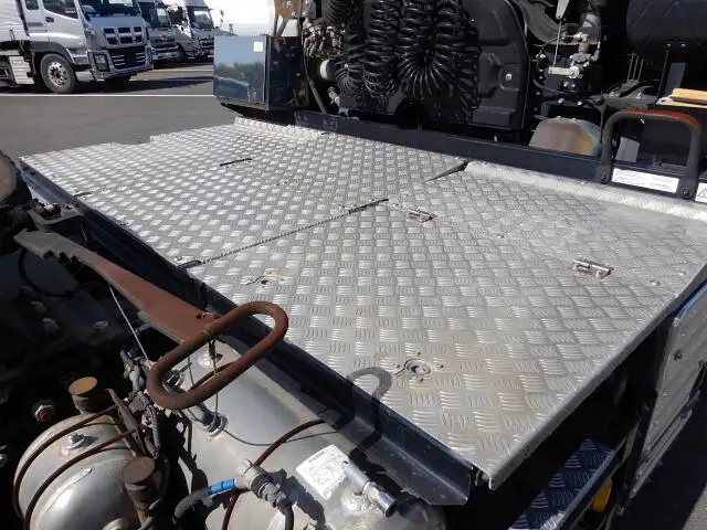 いすゞ ギガ 大型 トラクター 1デフ QKG-EXD52BDの中古トラック画像8