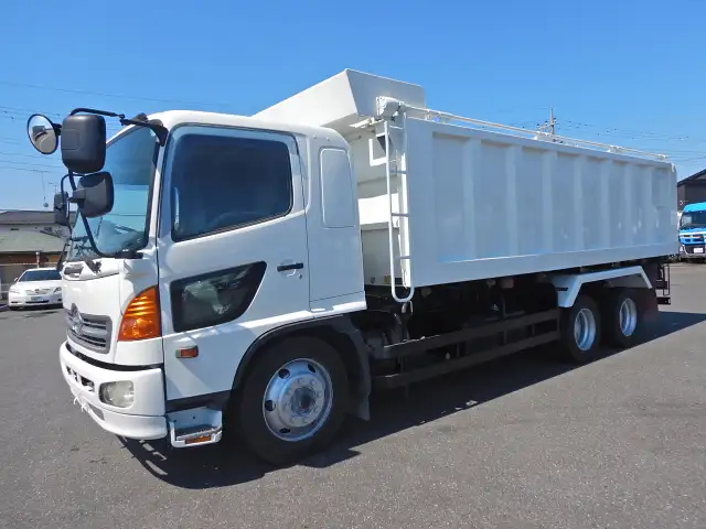 日産UD クオン 大型 ダンプ 土砂禁 コボレーンの中古トラック画像1