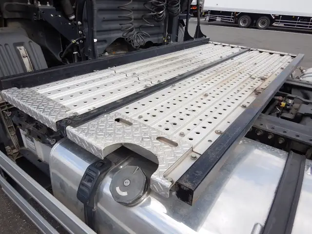 日野 プロフィア 大型 トラクター 1デフ エアサスの中古トラック画像8
