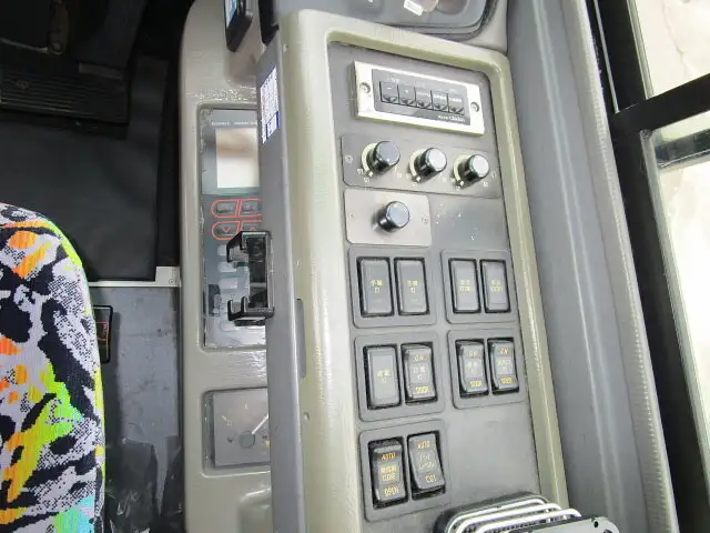 いすゞ ガーラ 大型 バス 観光バス KL-LV774R2の中古トラック画像10