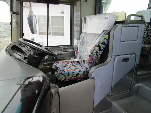 いすゞ ガーラ 大型 バス 観光バス KL-LV774R2の中古トラック画像5