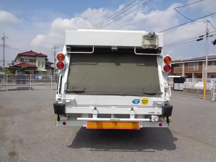 三菱 ファイター 中型/増トン パッカー車 プレス式 ベッドの中古トラック画像4