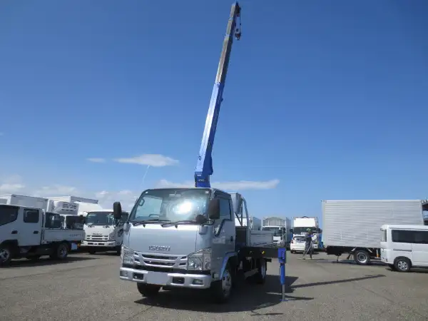 いすゞ エルフ 小型 クレーン付 セミロング TRG-NKR85R の中古