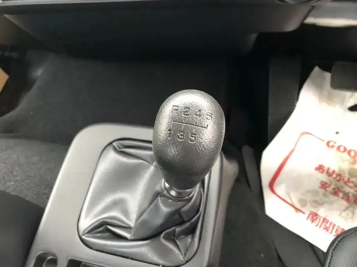 三菱 ファイター 中型/増トン 平ボディ ベッド 2KG-FK62Fの中古トラック画像15