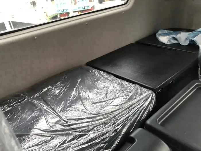 三菱 ファイター 中型/増トン 平ボディ ベッド 2KG-FK62Fの中古トラック画像12