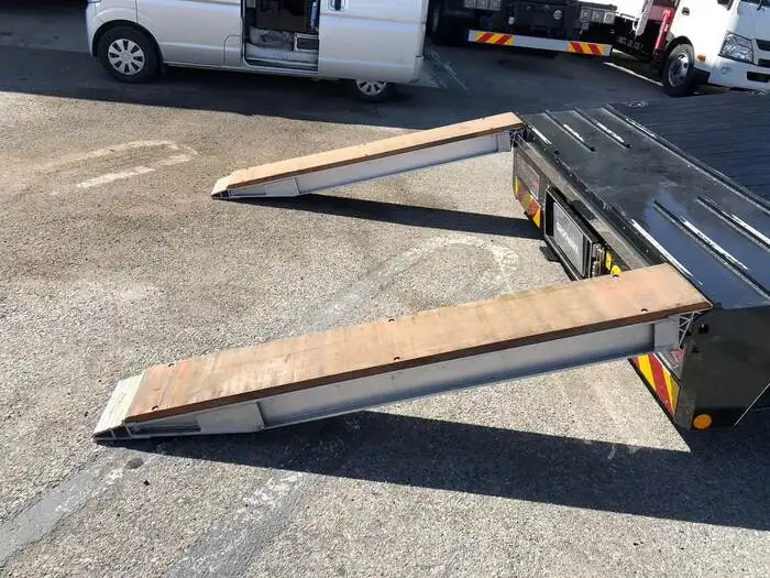 三菱 ファイター 中型/増トン 車両重機運搬 4段クレーン ラジコンの中古トラック画像8
