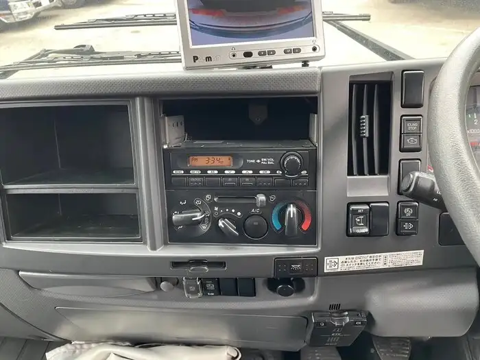 いすゞ フォワード 中型/増トン 平ボディ ベッド TKG-FRR90S2の中古トラック画像14