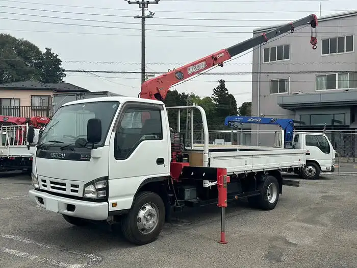 いすゞ エルフ 小型 クレーン付 4段 ラジコンの中古トラック画像1