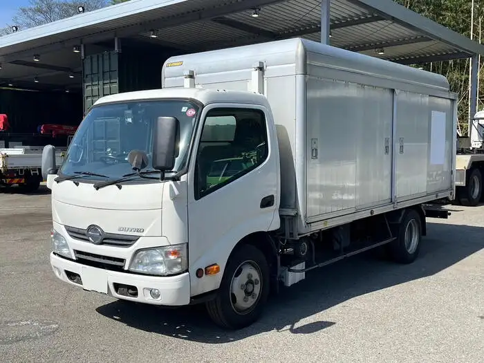 日野 デュトロ 小型 アルミバン ボトルカー TKG-XZU650M の中古トラック【車両No.164007】