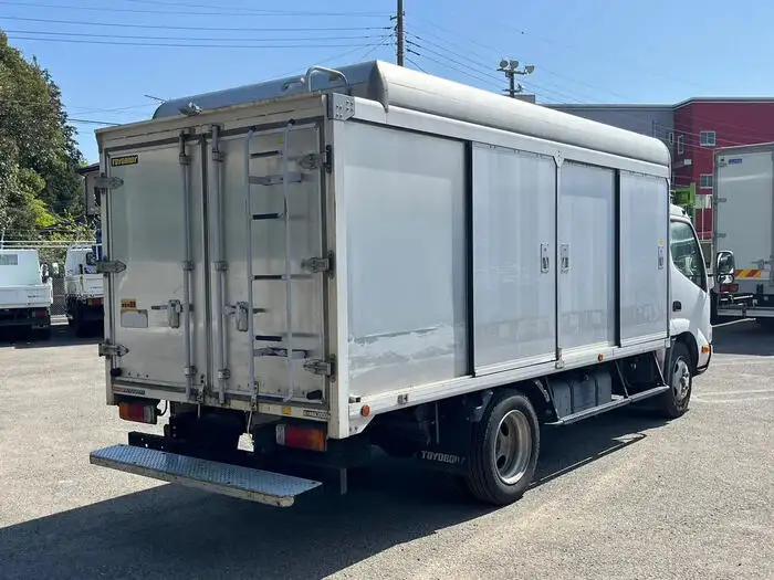 日野 デュトロ 小型 アルミバン ボトルカー TKG-XZU650Mの中古トラック画像3