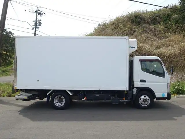 三菱 キャンター 小型 冷凍冷蔵 低温 パワーゲートの中古トラック画像2