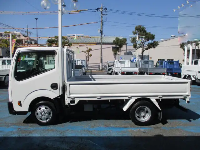 日産 アトラス 小型 平ボディ CBF-SQ2F24 H31/R1の中古トラック画像4