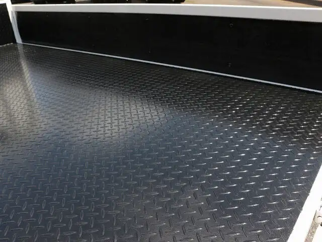 いすゞ エルフ 小型 平ボディ 床鉄板 TRG-NJR85Aの中古トラック画像7