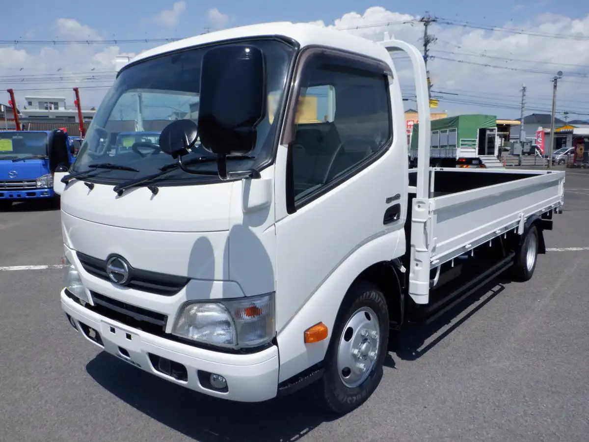 日野 デュトロ 小型 平ボディ 床鉄板 TKG-XZU655Mの中古トラック画像1