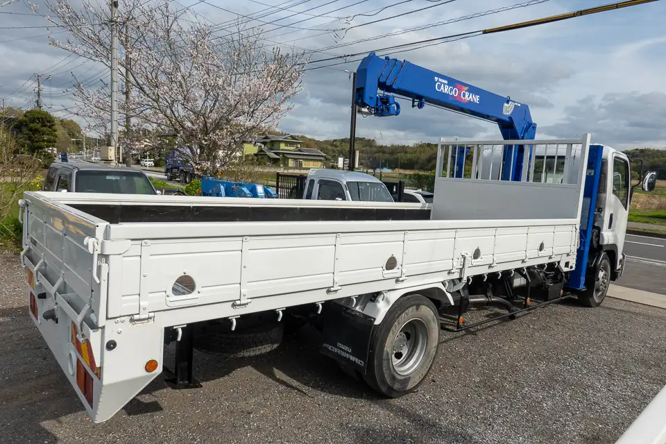 いすゞ フォワード 中型/増トン 車両重機運搬 4段クレーン ラジコンの中古トラック画像2