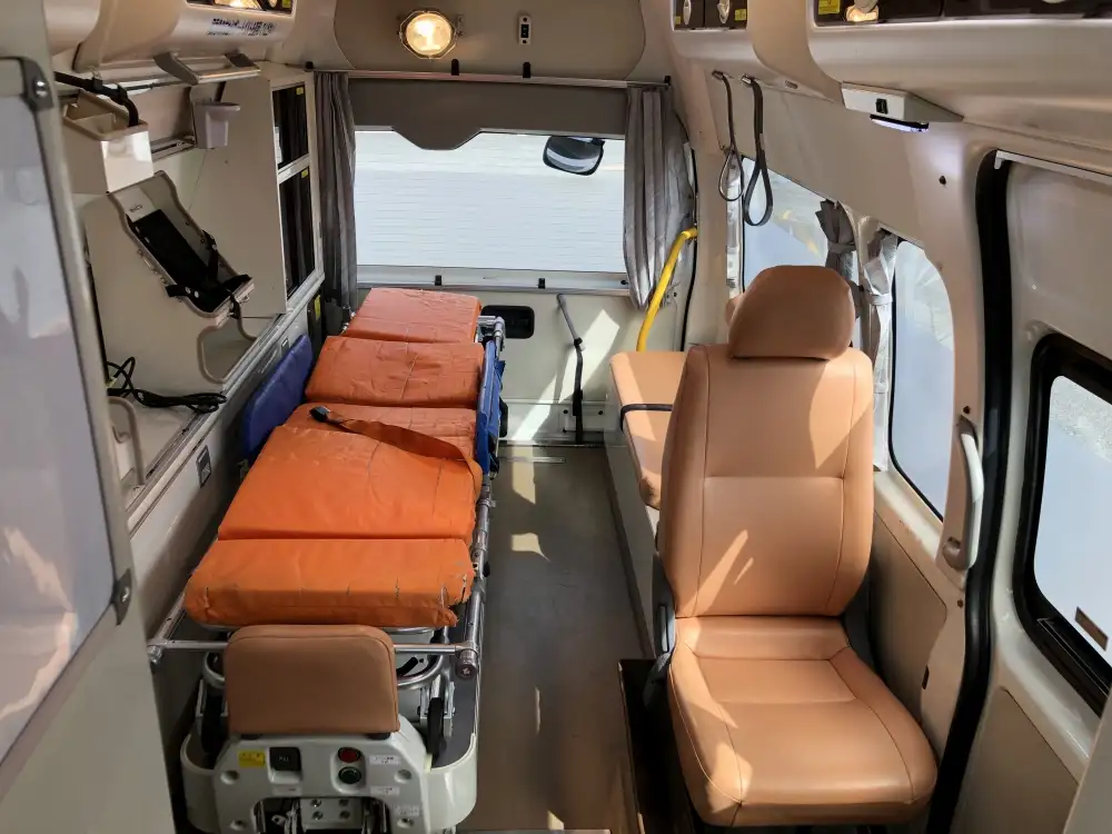 トヨタ ハイエース 小型 特殊車両 CBF-TRH226S H27の中古トラック画像9