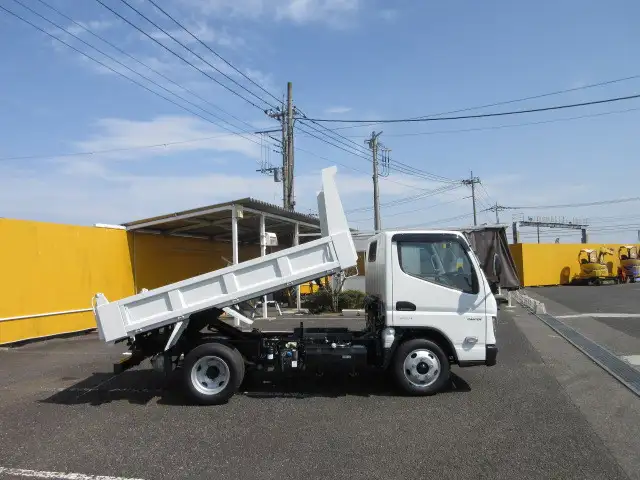 三菱 キャンター 小型 ダンプ 2RG-FBA60 R5の中古トラック画像3