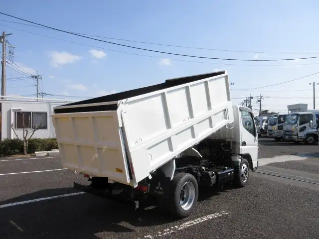三菱 キャンター 小型 ダンプ 土砂禁 TKG-FBA60の中古トラック画像4