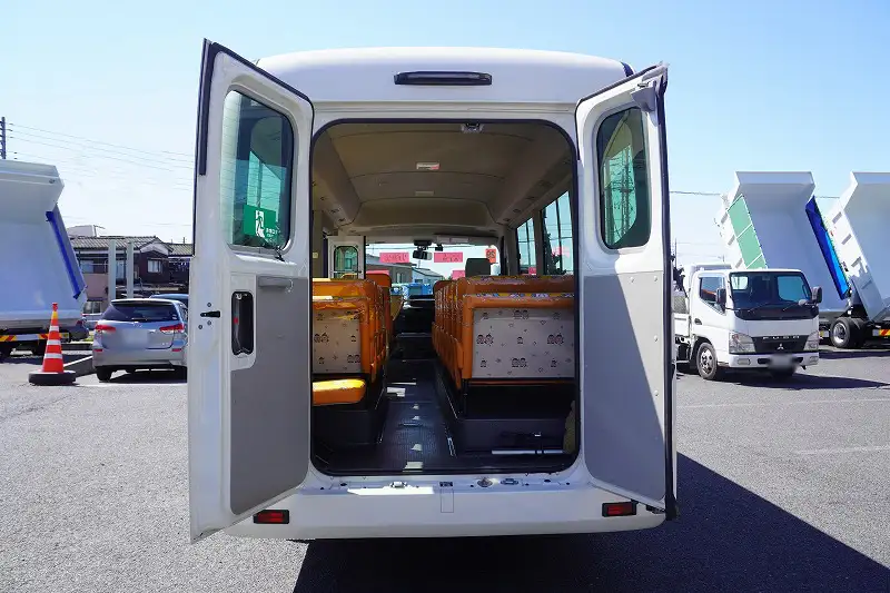 トヨタ コースター 小型 バス 園児バス SKG-XZB60の中古トラック画像4