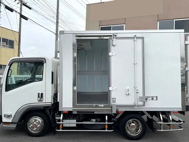 いすゞ エルフ 小型 冷凍冷蔵 低温 サイドドアの中古トラック画像6