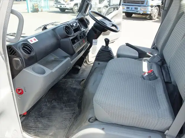 トヨタ トヨエース 小型 平ボディ TKG-XZC605 H30の中古トラック画像8