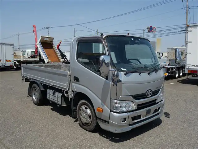 トヨタ トヨエース 小型 平ボディ TKG-XZC605 H30の中古トラック画像2