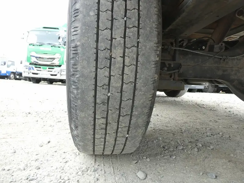 日産 アトラス 小型 平ボディ 10尺 SDG-SZ5F24 の中古トラック 日産 アトラス 小型 平ボディ 10尺 SDG-SZ5F24 の中古トラック
