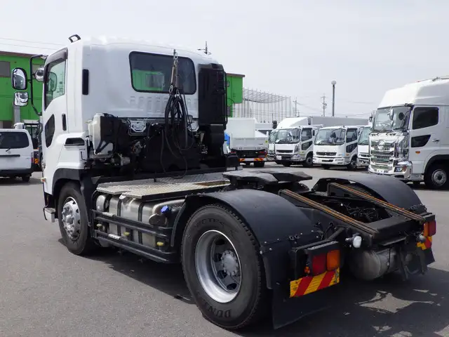 いすゞ ギガ 大型 トラクター 1デフ エアサスの中古トラック画像6