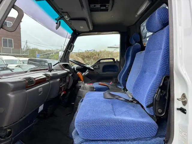 いすゞ エルフ 小型 車両重機運搬 カスタム の中古トラック画像11