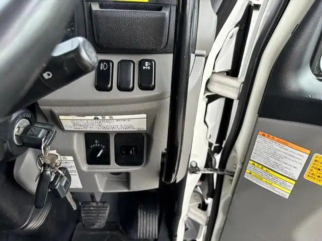三菱 キャンター 小型 高所・建柱車 高所作業車 電工仕様の中古トラック画像14