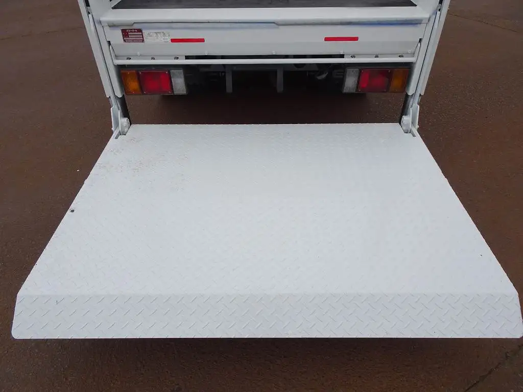 いすゞ エルフ 小型 平ボディ Wキャブ パワーゲートの中古トラック画像8