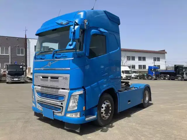 ボルボ トラック 大型 トラクター ハイルーフ 1デフの中古トラック画像1