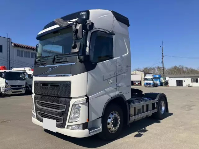 ボルボ トラック 大型 トラクター