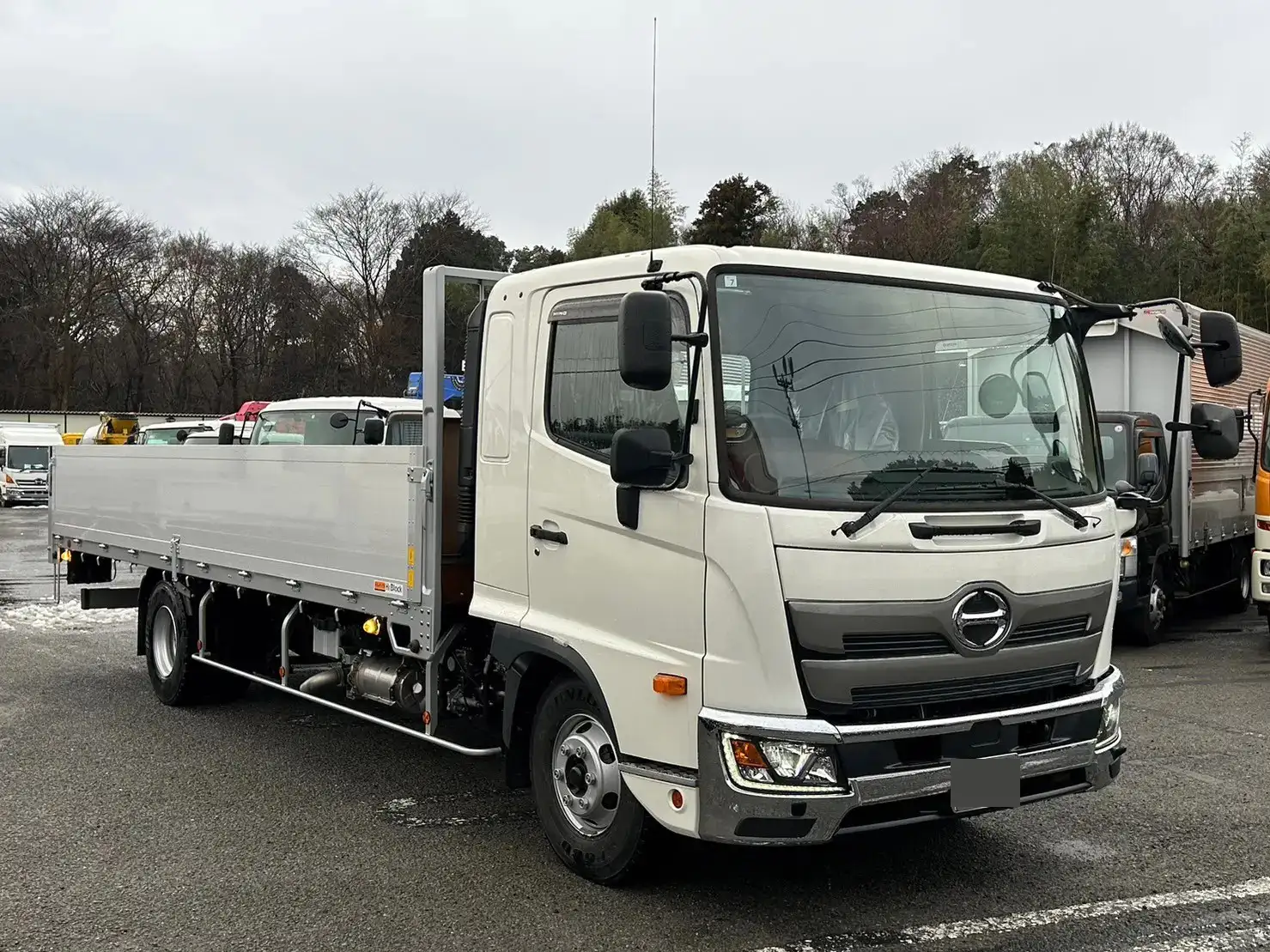 日野 レンジャー 中型/増トン 平ボディ アルミブロック エアサスの中古トラック画像2