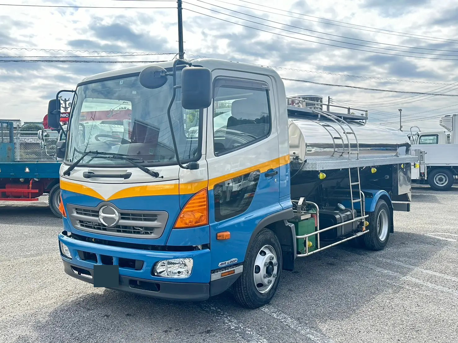 日野 レンジャー 中型/増トン タンク車 ローリー