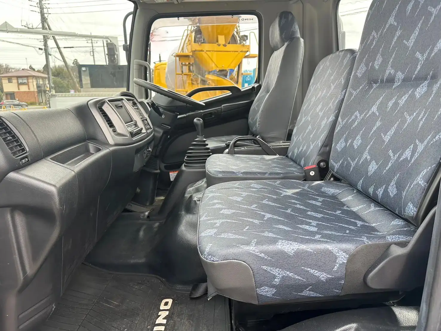 日野 レンジャー 中型/増トン タンク車 ローリー TKG-FC9JDAAの中古トラック画像13