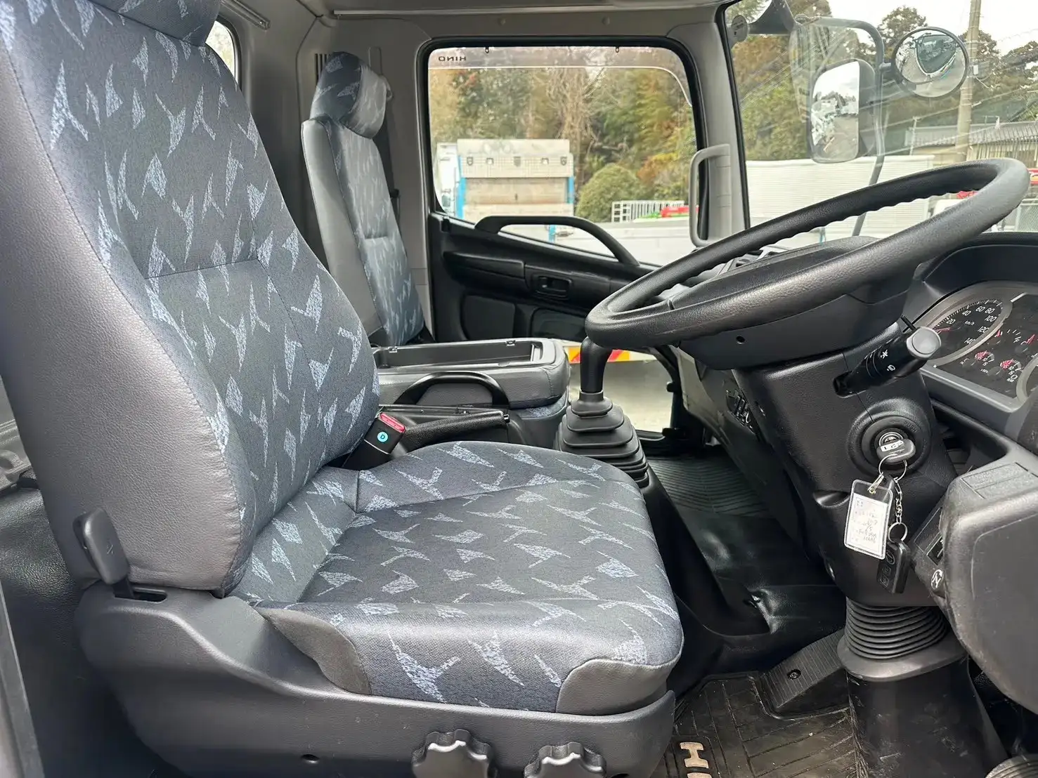 日野 レンジャー 中型/増トン タンク車 ローリー TKG-FC9JDAAの中古トラック画像12